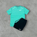 Ensemble Nike